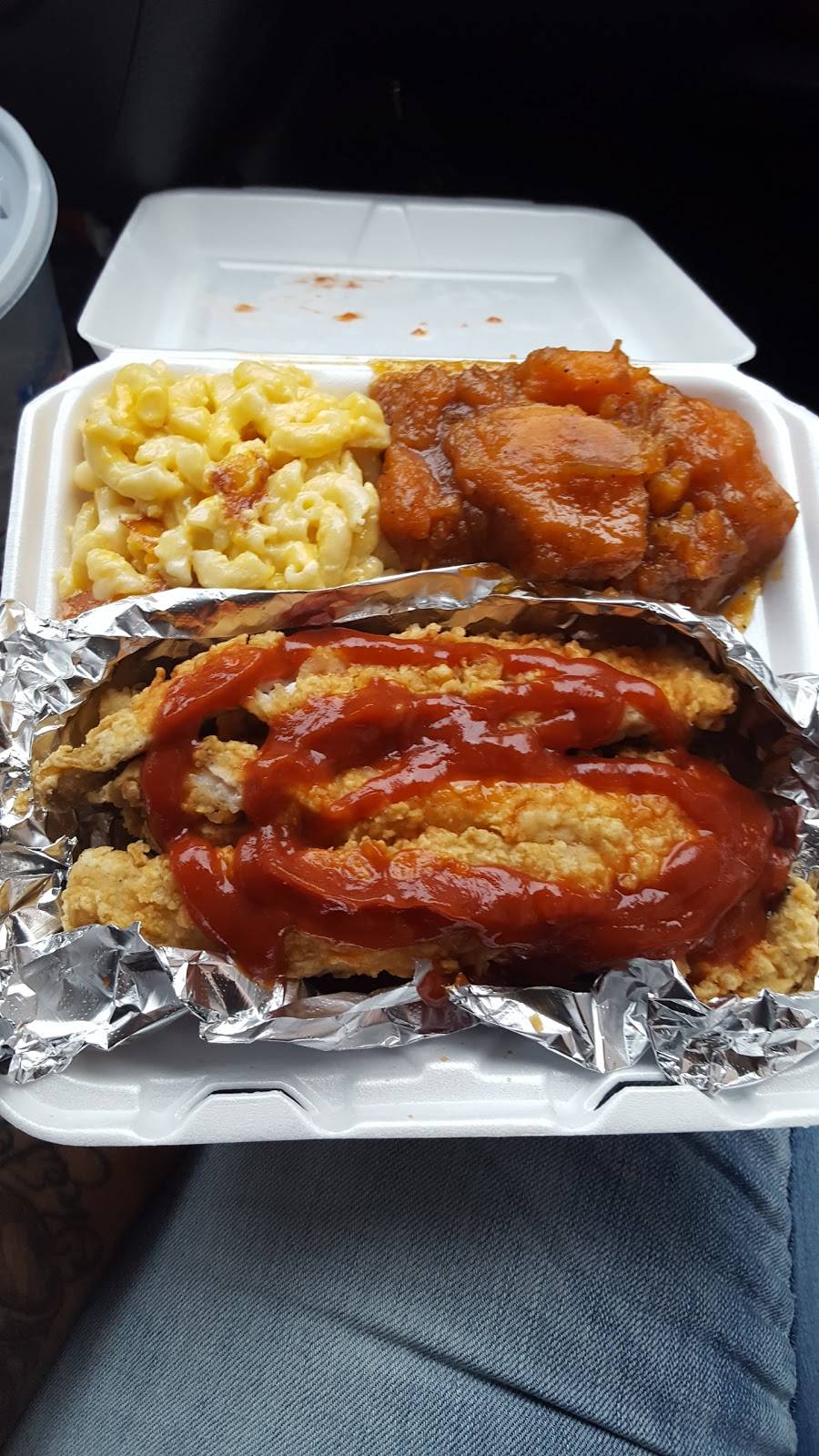 Butters Soul Food To Go | restaurant | 2730 W Girard Ave, Philadelphia, PA 19130, USA | 2152354724 OR +1 215-235-4724