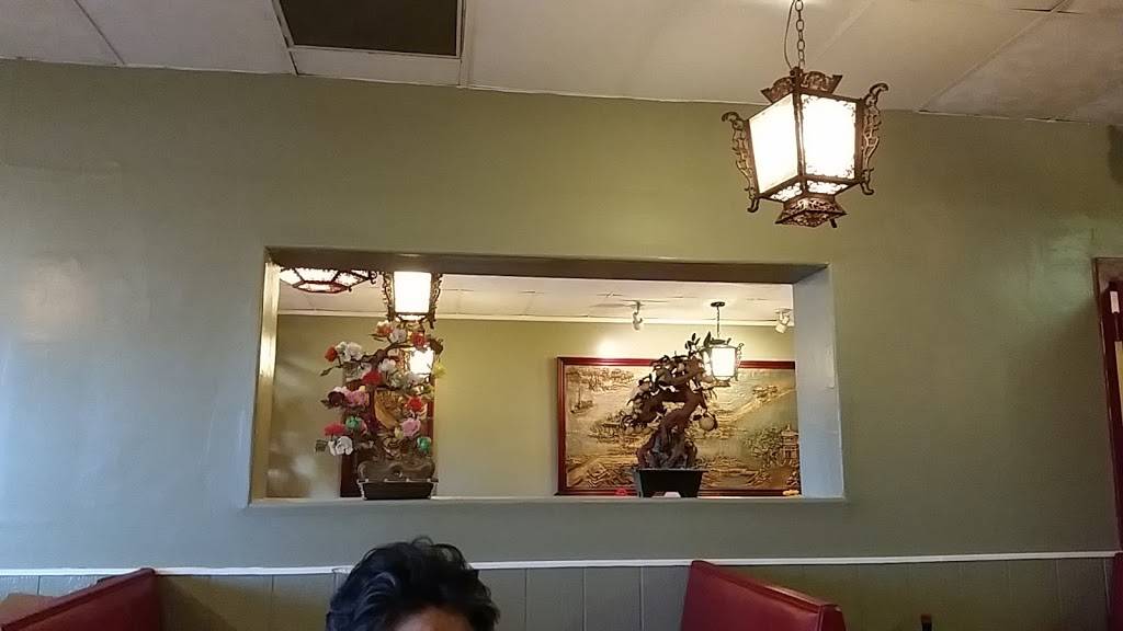 Dragons Palace | restaurant | 8576 E Broadway Blvd, Tucson, AZ 85710, USA | 5208851668 OR +1 520-885-1668