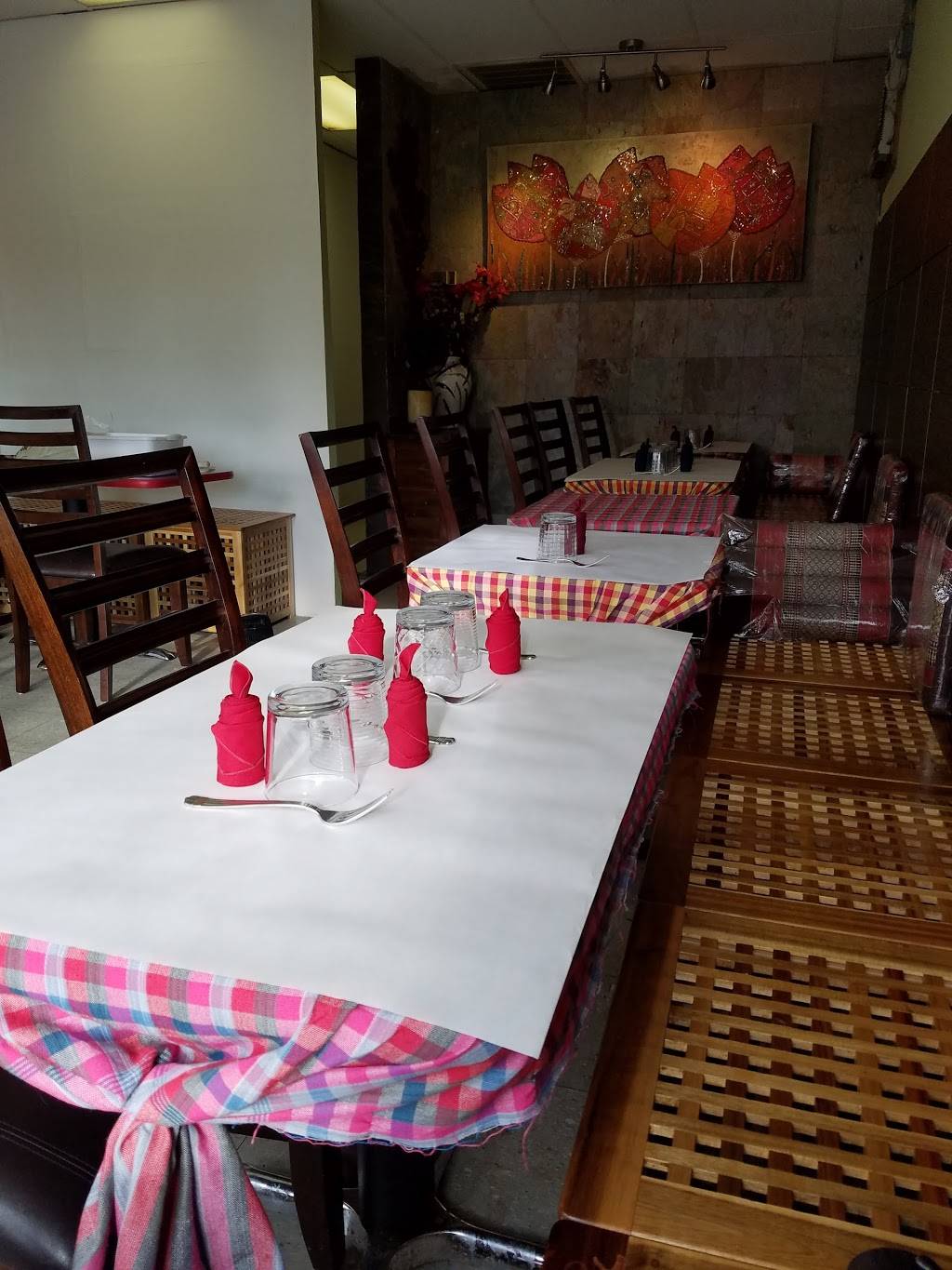 Za-Onn Thai House | restaurant | 370 Center St, Wallingford, CT 06492, USA | 2032693800 OR +1 203-269-3800