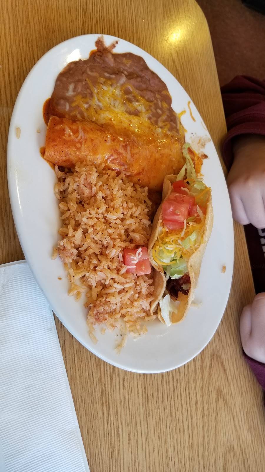 El Azteca Mexican Food | restaurant | 1731 N Texas St # C, Fairfield, CA 94533, USA | 7074222108 OR +1 707-422-2108