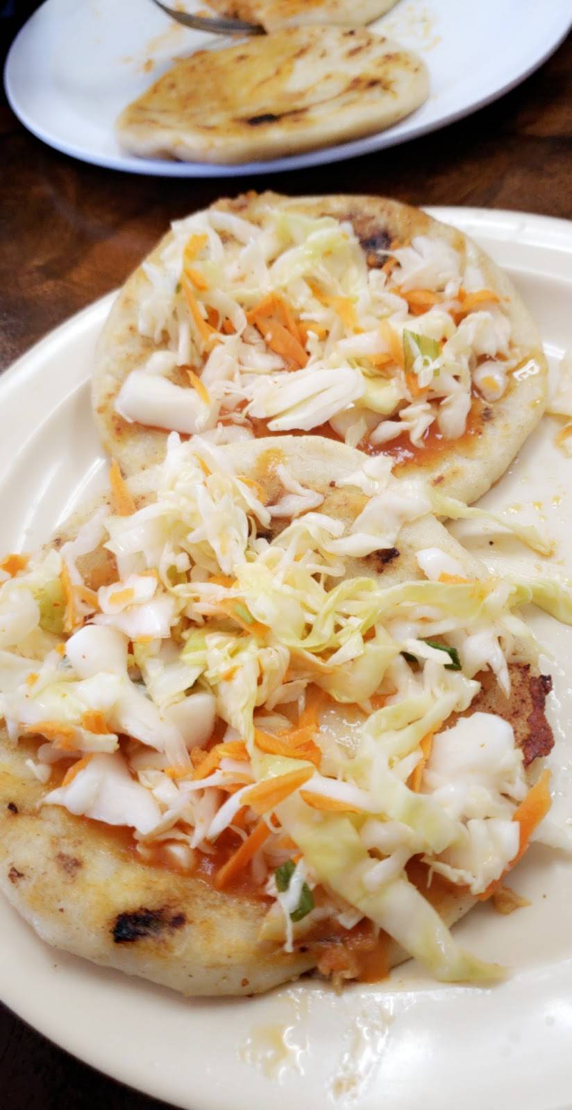 El Majahual Pupuseria | restaurant | 1925 W Temple St # 101, Los Angeles, CA 90026, USA | 2134846060 OR +1 213-484-6060