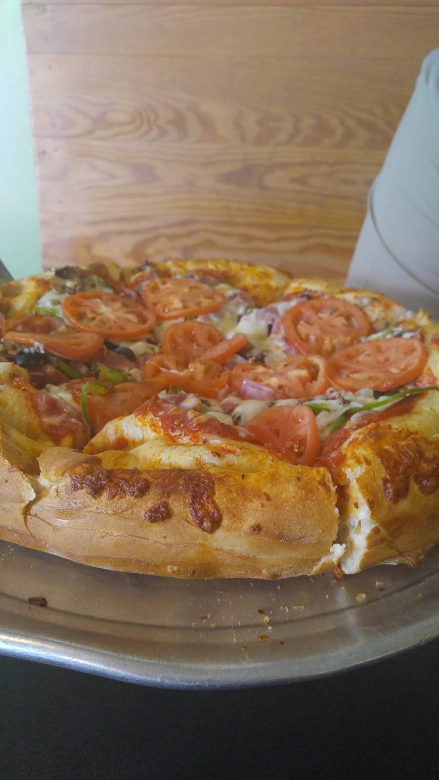 The Upper Crust | restaurant | 97 Sea Island Pkwy #201, Beaufort, SC 29907, USA | 8435211999 OR +1 843-521-1999