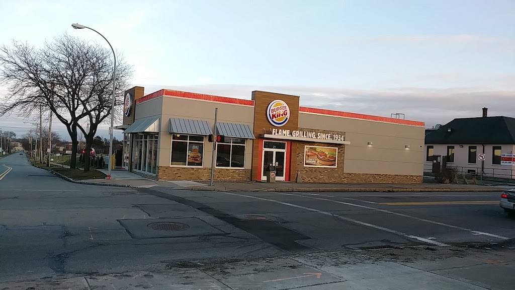 Burger King | restaurant | 21 Humboldt St, Rochester, NY 14609, USA | 5854133082 OR +1 585-413-3082