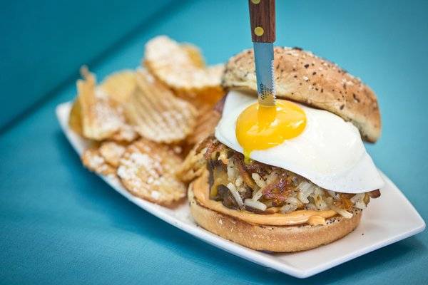 Staks Pancake Kitchen | restaurant | 4615 Poplar Ave #102, Memphis, TN 38117, USA | 9015092367 OR +1 901-509-2367