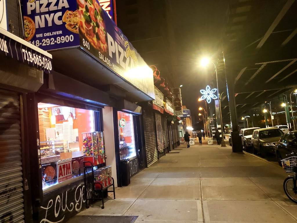 Justins Pizza | restaurant | 840 River Ave, The Bronx, NY 10451, USA | 7182928900 OR +1 718-292-8900