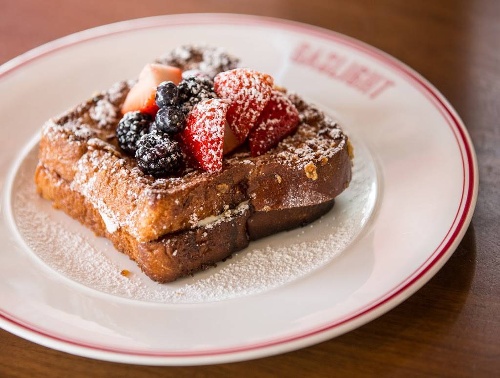 Gaslight Kitchen & Bar | restaurant | 1100 Market St, Lynnfield, MA 01940, USA | 7813343433 OR +1 781-334-3433