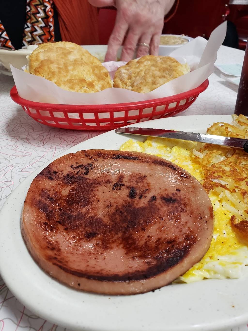 Spring Valley Restaurant | restaurant | 421 W Meadowview Rd, Greensboro, NC 27406, USA | 3362741906 OR +1 336-274-1906