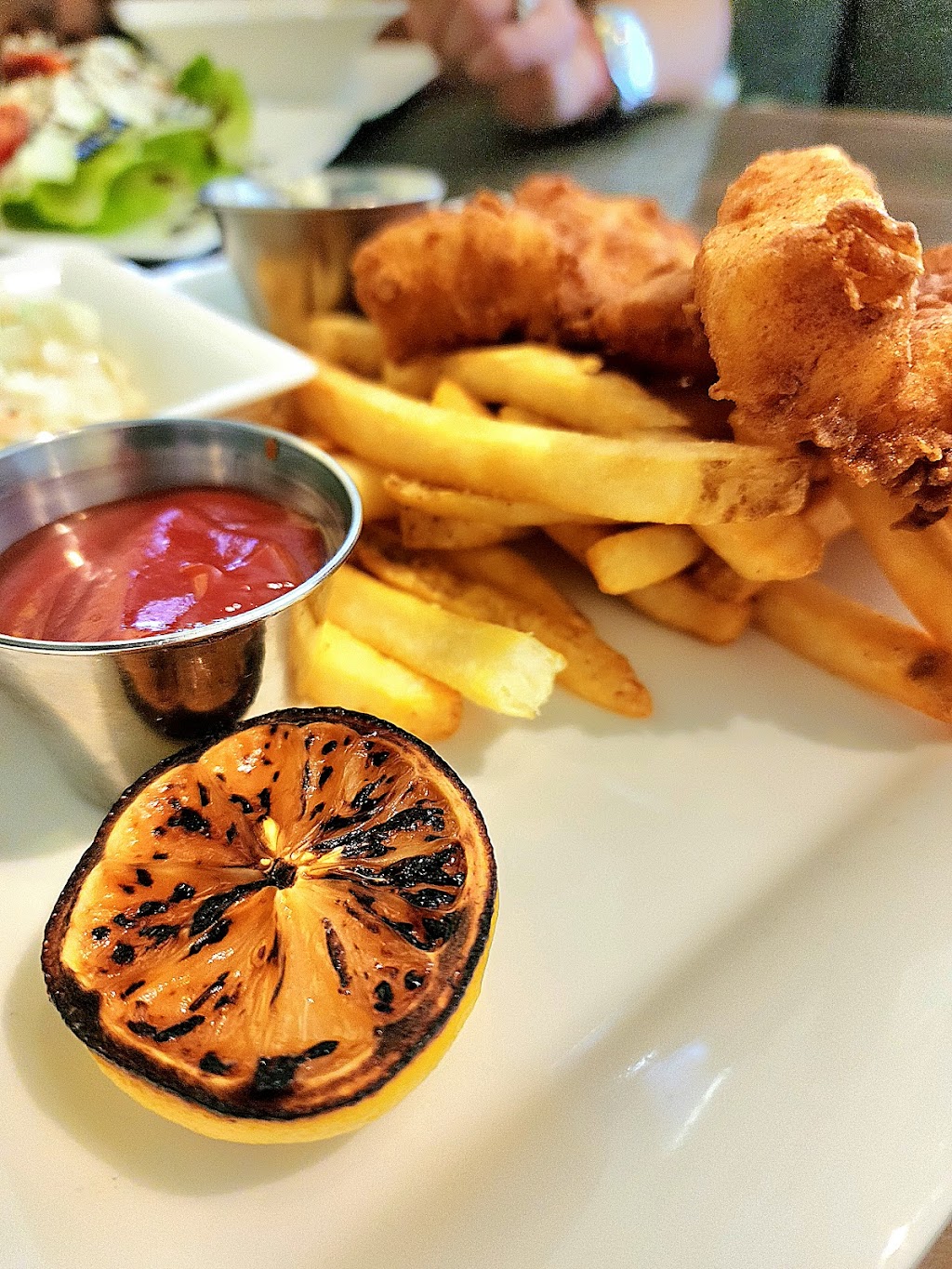 Two Fillets | restaurant | 10395 Tamiami Trail N, Naples, FL 34108, USA | 2397880222 OR +1 239-788-0222