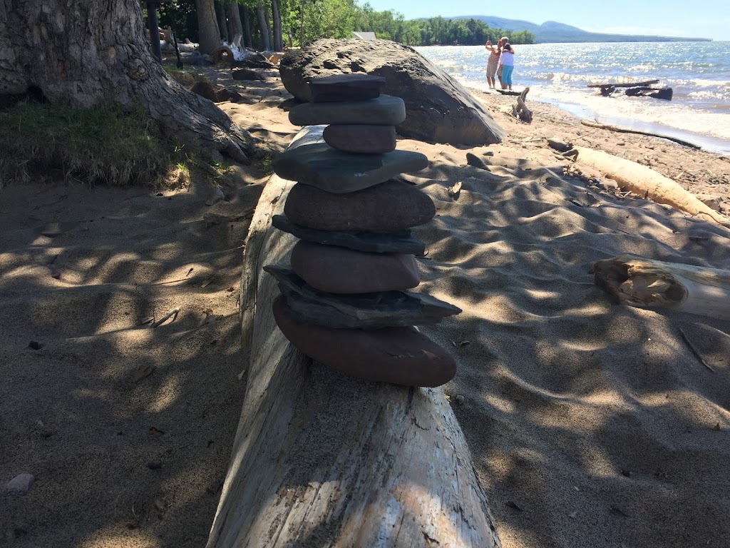 Pauls Restaurant & Lounge | restaurant | 120 Lincoln Ave, Ontonagon, MI 49953, USA | 9068855311 OR +1 906-885-5311