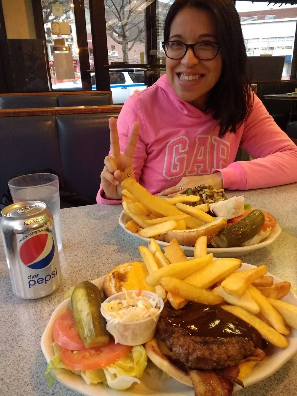 Academy | restaurant | 69 Lafayette Ave, Brooklyn, NY 11217, USA | 7182379326 OR +1 718-237-9326