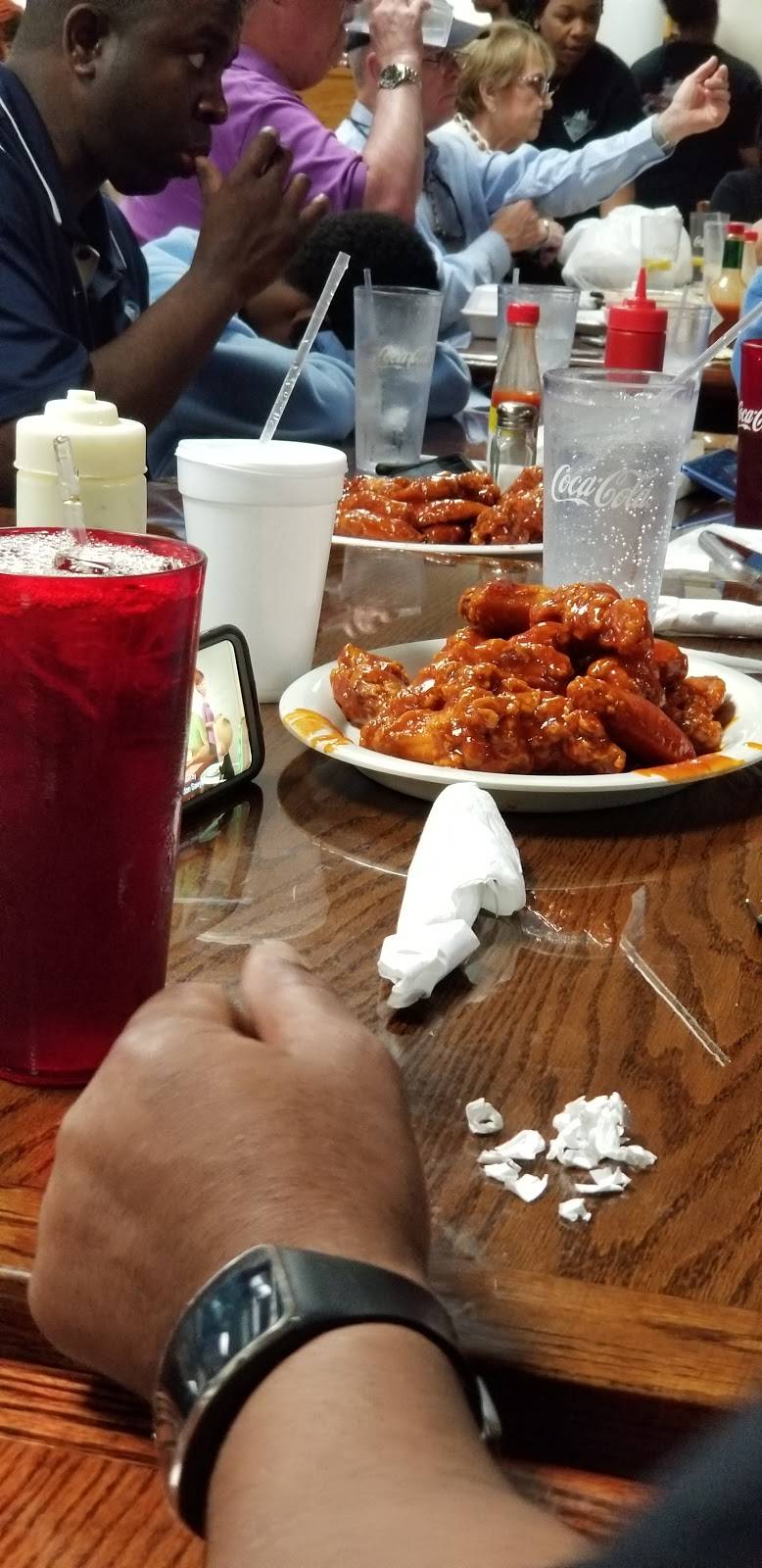 Stephanies Restaurant II | restaurant | 2507 Randleman Rd, Greensboro, NC 27406, USA | 3363891008 OR +1 336-389-1008