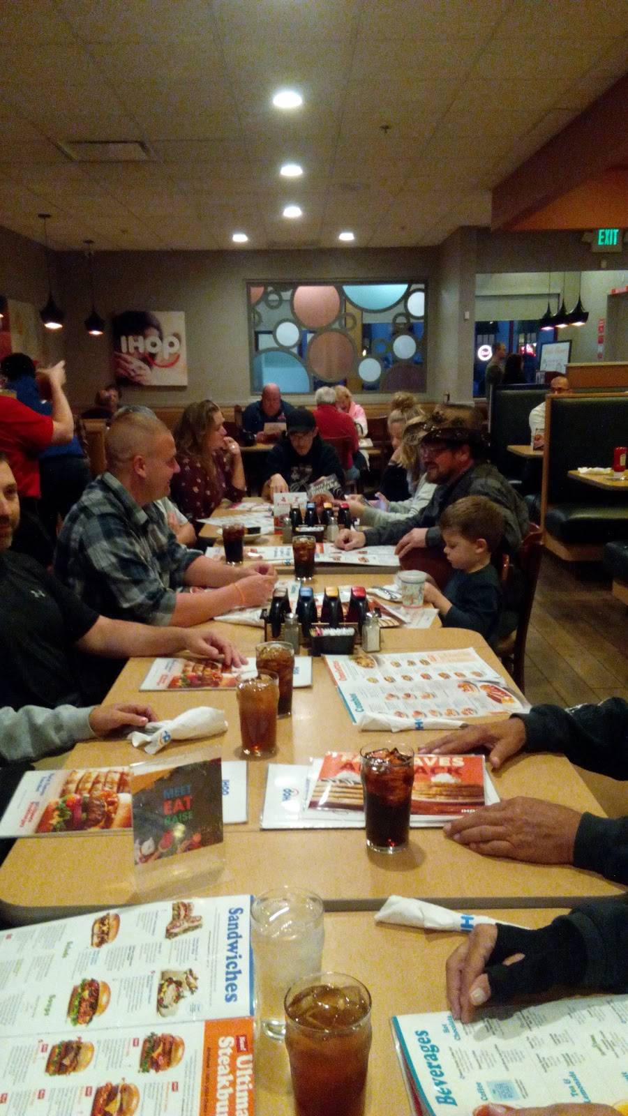 IHOP | restaurant | 490 Meadow Creek Dr, Westminster, MD 21158, USA | 4108572998 OR +1 410-857-2998