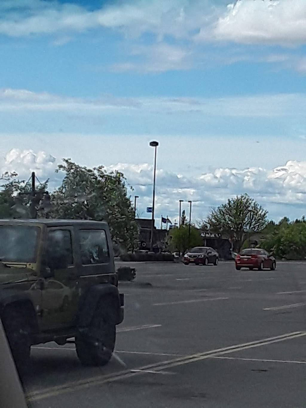 Little Caesars Pizza | meal takeaway | 2001 E 88th Ave Suite 102b, Anchorage, AK 99507, USA | 9075622255 OR +1 907-562-2255