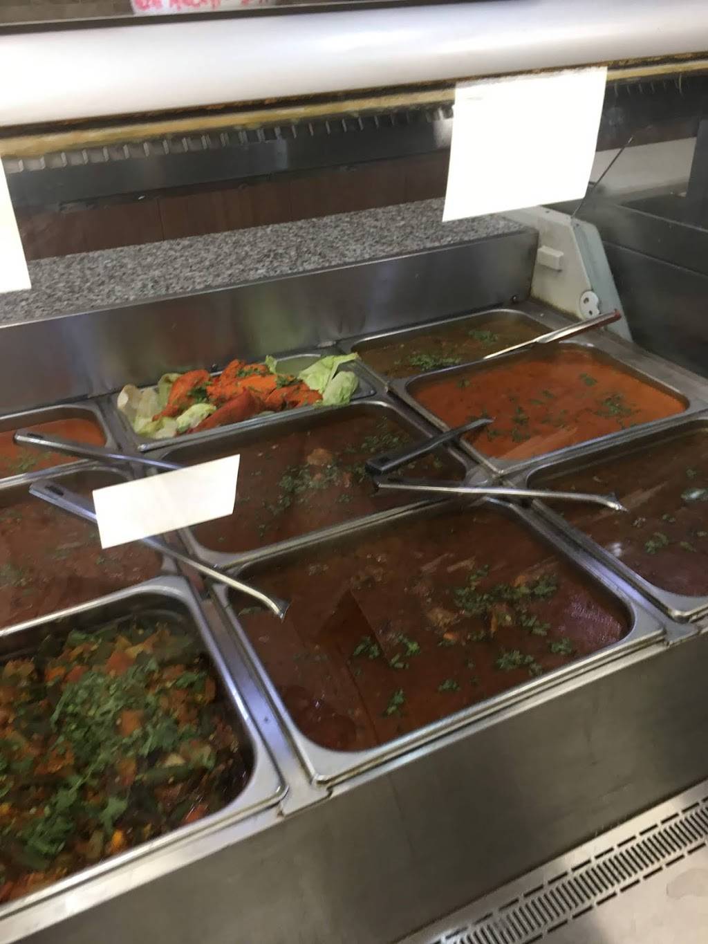 Airport Sweets & Tandoori Restaurant | restaurant | 9899 Airport Rd #6, Brampton, ON L6S 0A9, Canada | 9054581173 OR +1 905-458-1173