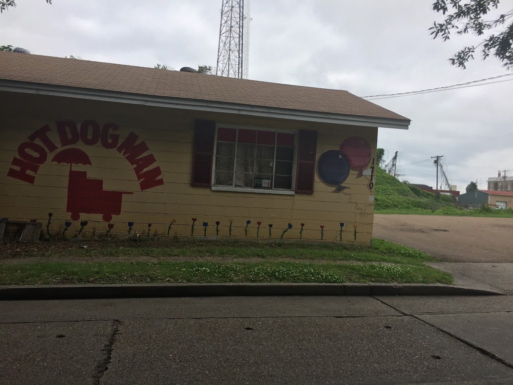 Hot Dog Man | restaurant | 1710 Monroe St, Vicksburg, MS 39180, USA | 6016293998 OR +1 601-629-3998