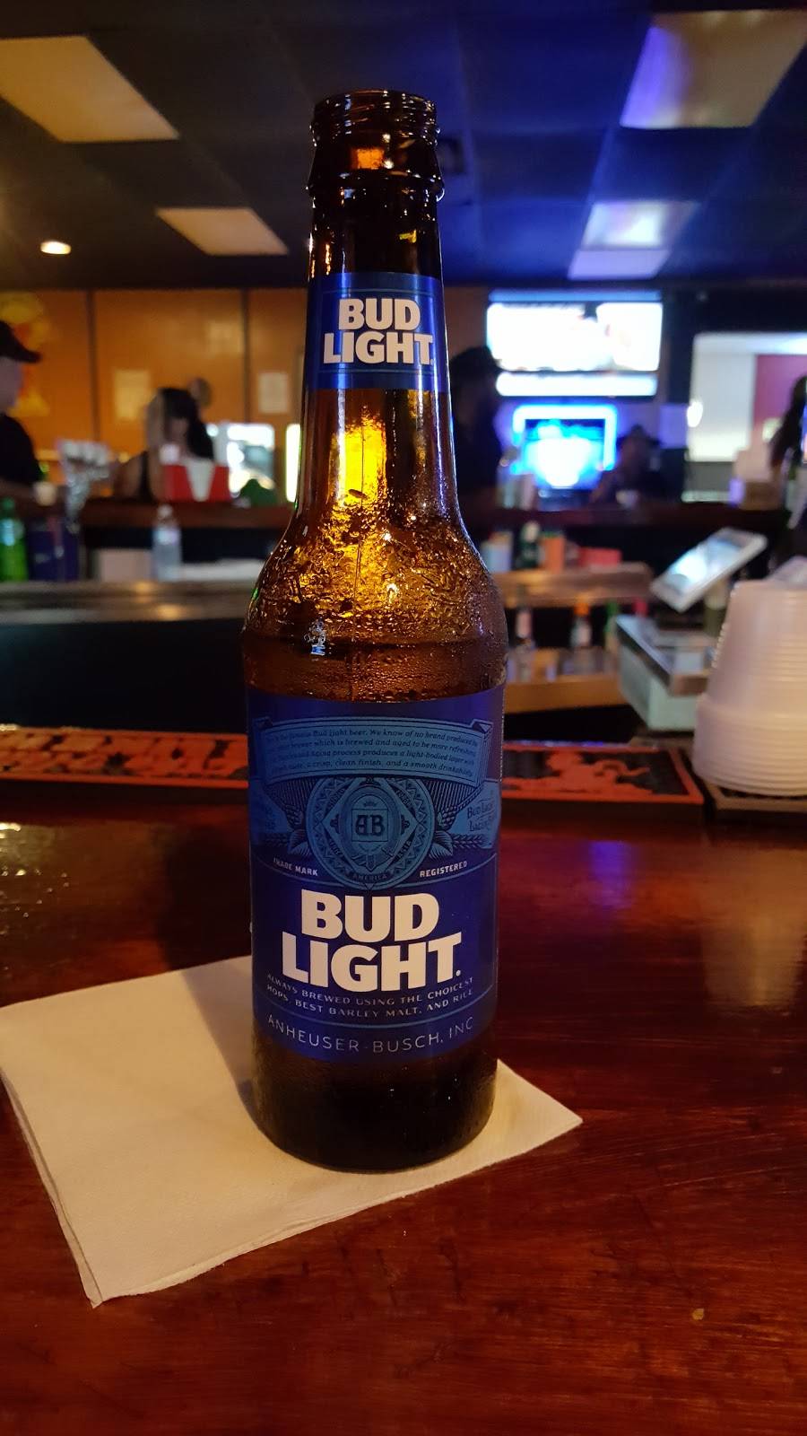 Mile High Club Bar & Grill | restaurant | 2308 Airport Blvd, Cayce, SC 29033, USA | 8039260110 OR +1 803-926-0110