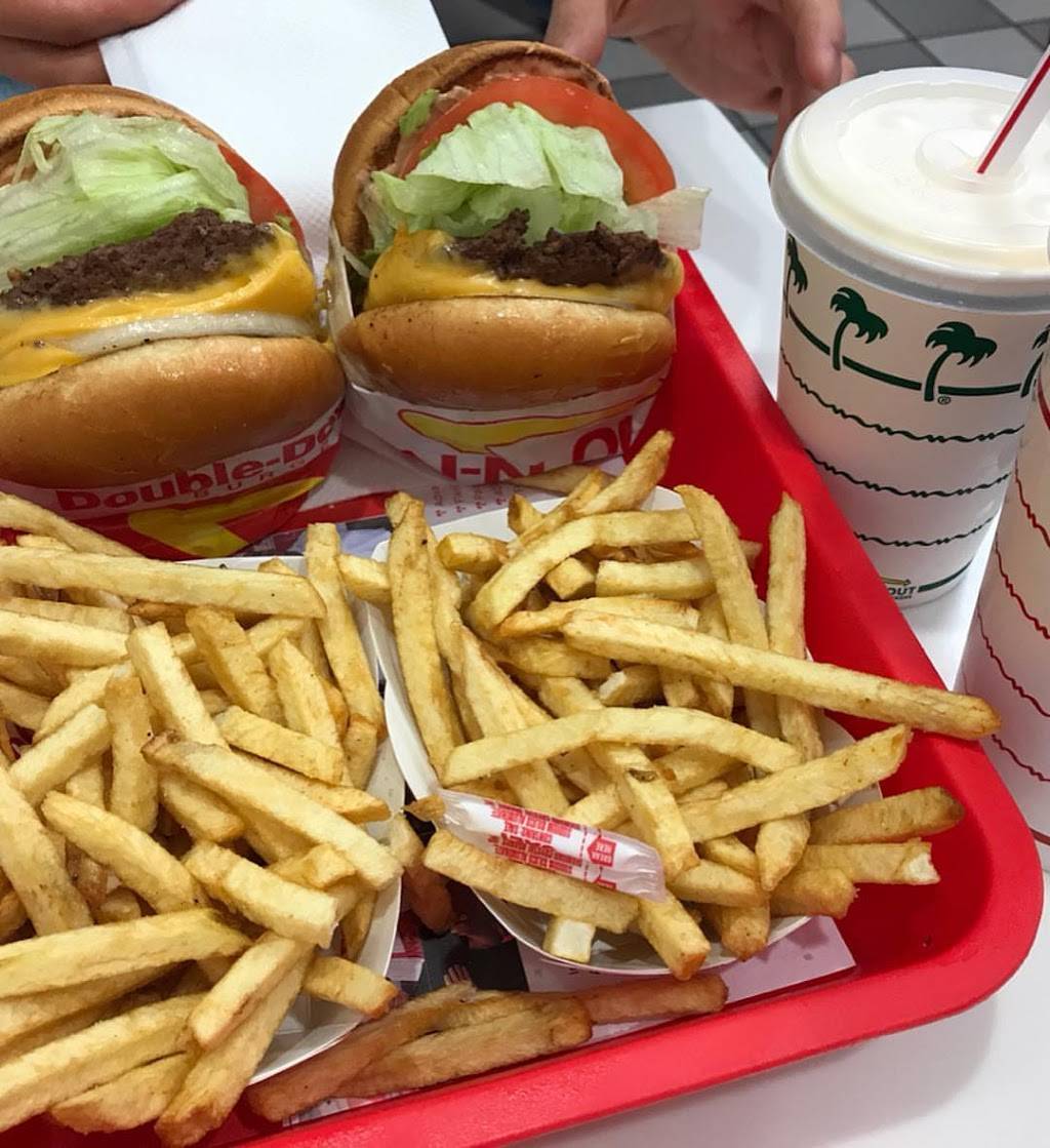 In-N-Out Burger | restaurant | 1090 N Western Ave, San Pedro, CA 90732, USA | 8007861000 OR +1 800-786-1000