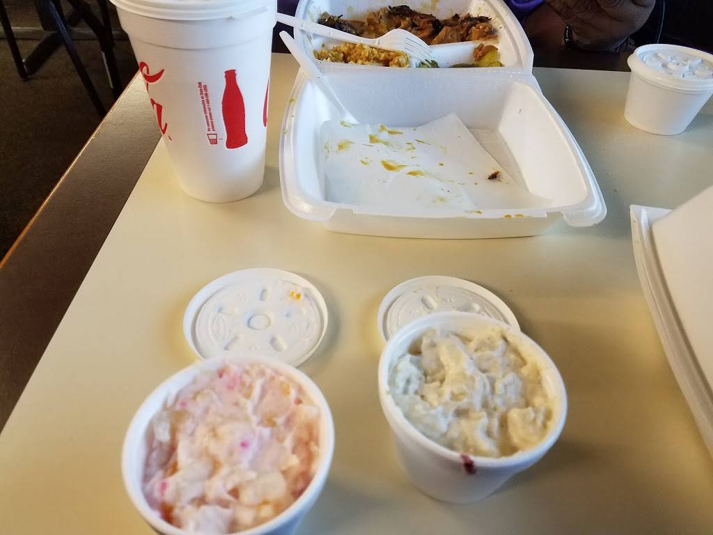 Smokey Pig BBQ | restaurant | 1617 11th Ave, Columbus, GA 31901, USA | 7063279253 OR +1 706-327-9253