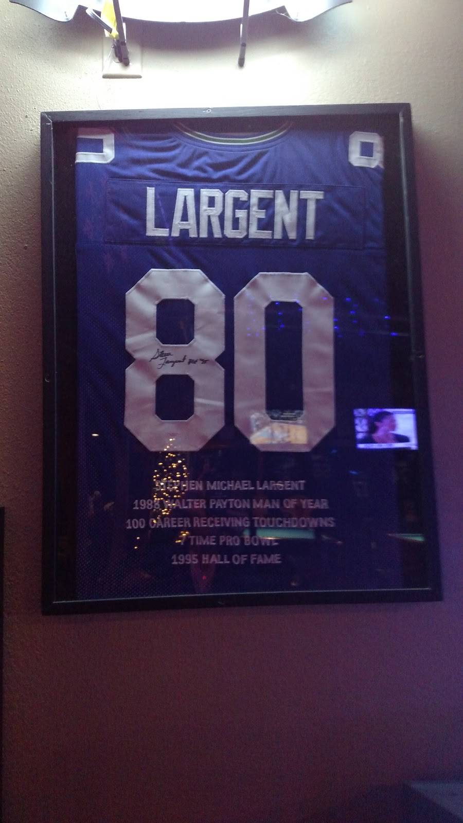 The Bull Pen Sports Bar and Grill | restaurant | 701 Metcalf St, Sedro-Woolley, WA 98284, USA | 3605884508 OR +1 360-588-4508