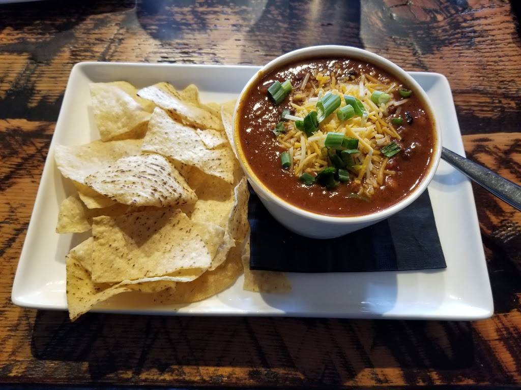 Robbies Tavern | restaurant | 212 Grandview Dr, Breckenridge, CO 80424, USA | 9705478785 OR +1 970-547-8785