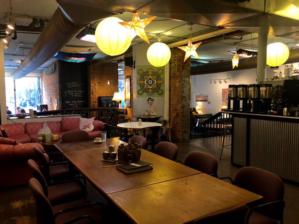 Lydias On Ludlow | restaurant | 329 Ludlow Ave, Cincinnati, OH 45220, USA | 5133813436 OR +1 513-381-3436