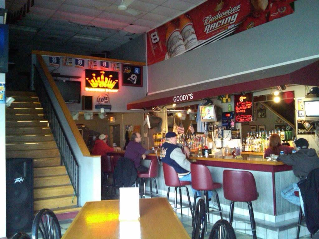 Goodys Sports Nutz Saloon | restaurant | 1311 S Detroit Ave, Toledo, OH 43614, USA | 4193809750 OR +1 419-380-9750