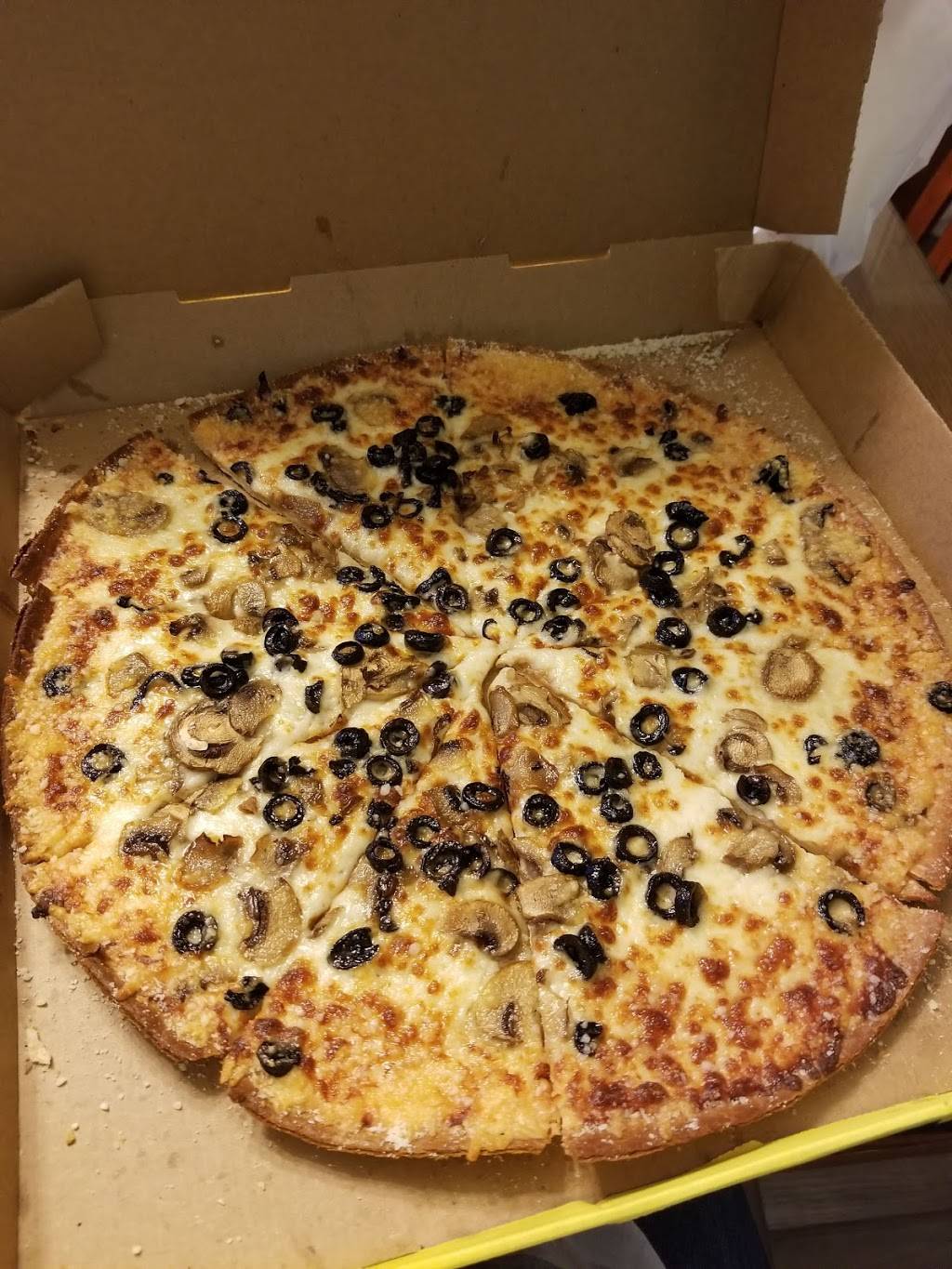 Hungry Howies Pizza | meal delivery | 43067 Hayes Rd, Sterling Heights, MI 48313, USA | 5865669700 OR +1 586-566-9700