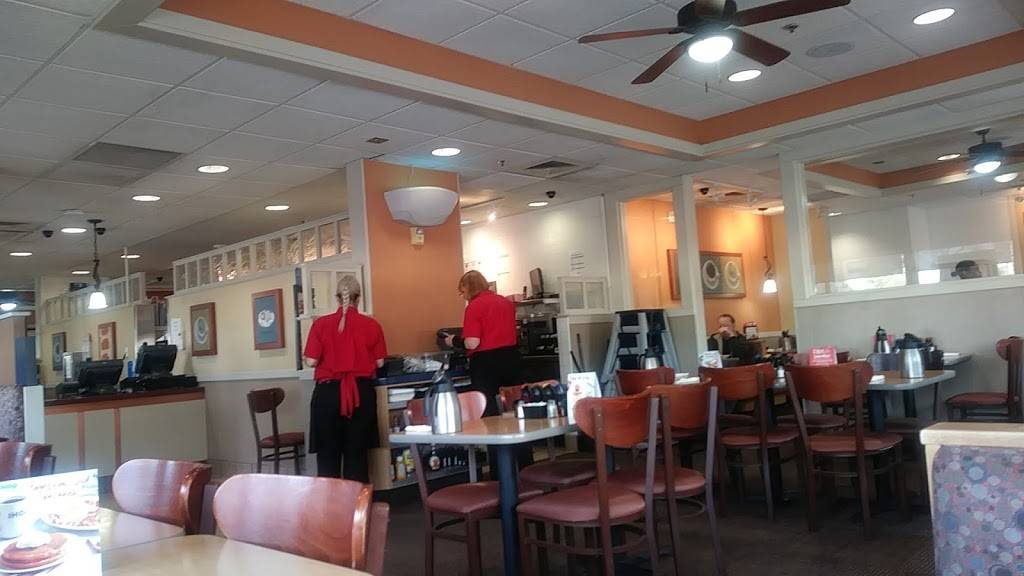IHOP | restaurant | 10603 W Olive Ave, Peoria, AZ 85345, USA | 6239770599 OR +1 623-977-0599