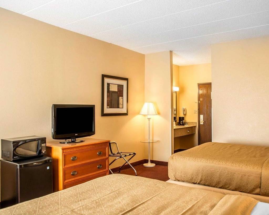 Quality Inn & Suites | restaurant | 1805 Airport Exchange Blvd, Erlanger, KY 41018, USA | 8597460300 OR +1 859-746-0300