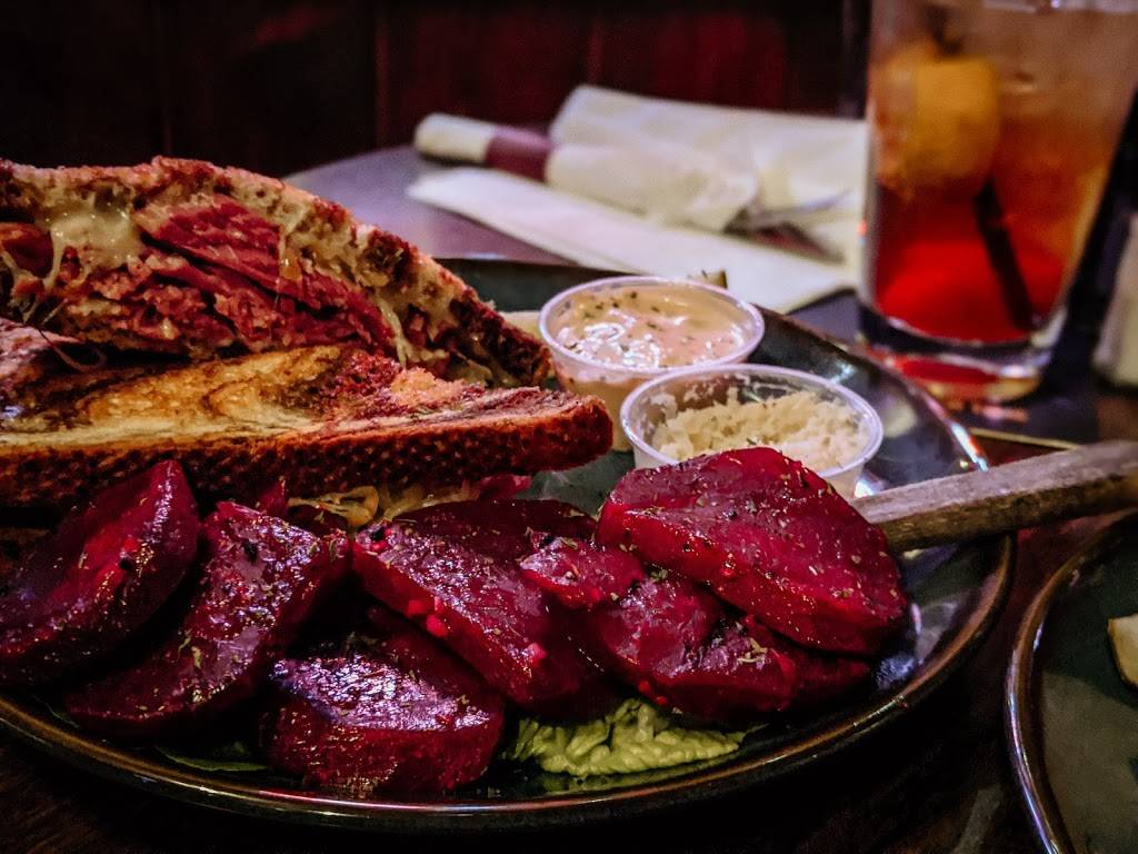 Swingin Door Exchange | restaurant | 219 E Michigan St, Milwaukee, WI 53202, USA | 4142768150 OR +1 414-276-8150