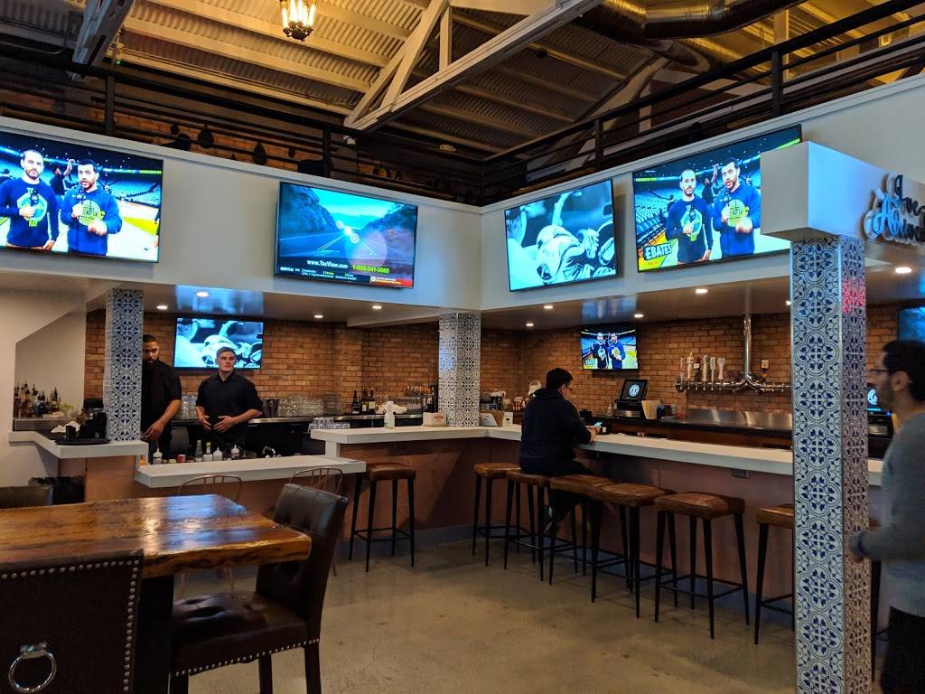 Water Tower Kitchen | restaurant | 201 Orchard City Dr, Campbell, CA 95008, USA | 4085029550 OR +1 408-502-9550