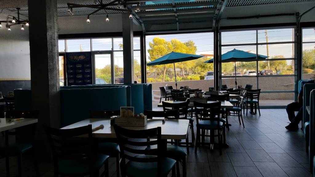 The Breakfast Joynt | restaurant | 6245 E Bell Rd, Scottsdale, AZ 85254, USA | 4806649373 OR +1 480-664-9373