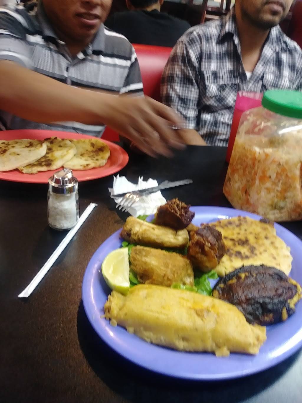 ELSYS RESTAURANT | restaurant | 11202 Airline Dr, Houston, TX 77037, USA | 2819991353 OR +1 281-999-1353