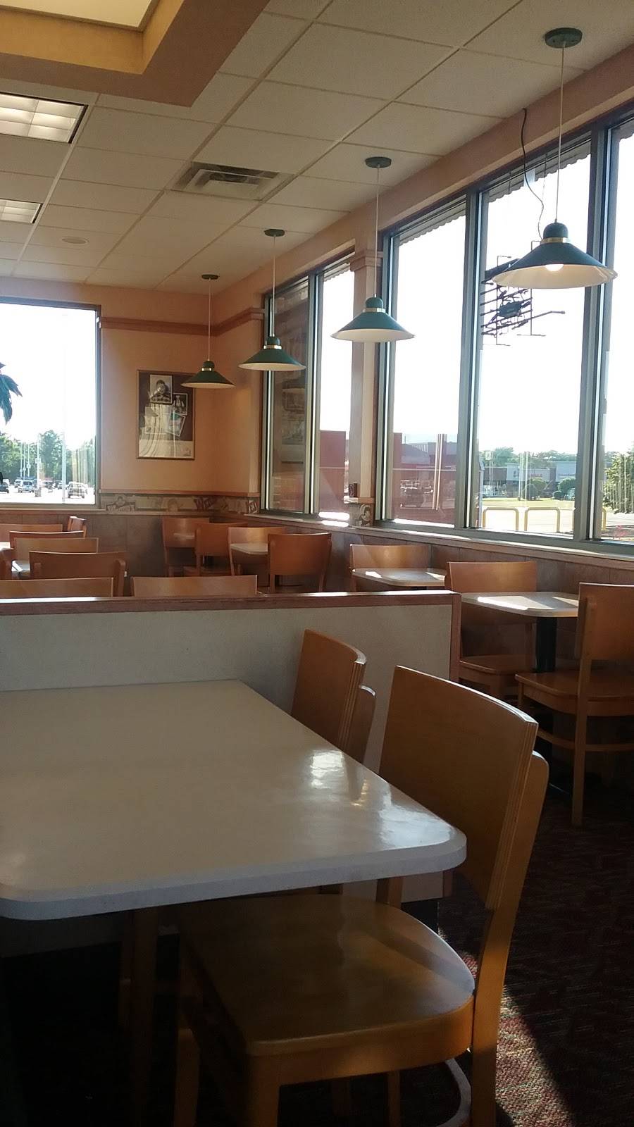 Wendys | restaurant | 2929 Ferndale Rd, Elkhart, IN 46517, USA | 5748753974 OR +1 574-875-3974