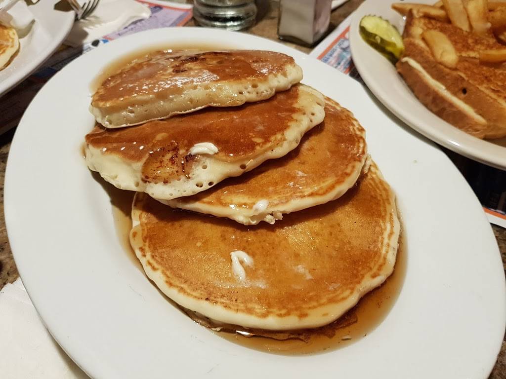 Point Diner | restaurant | 8 MacArthur Blvd, Somers Point, NJ 08244, USA | 6099272284 OR +1 609-927-2284