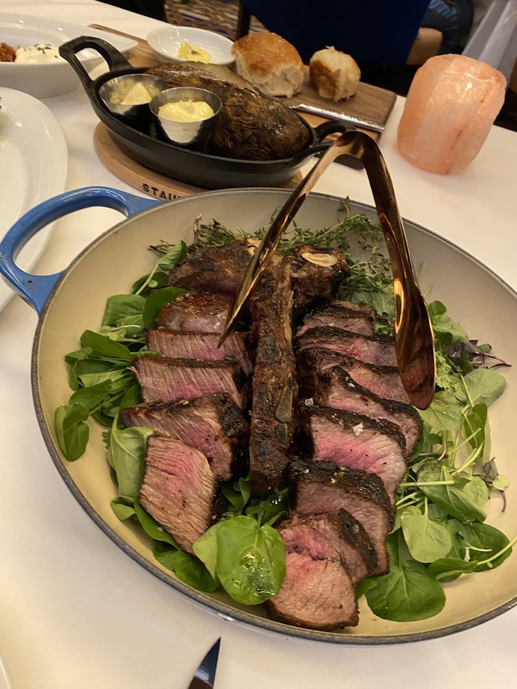 Council Oak Steaks & Seafood | restaurant | 1000 Broadway St, Cincinnati, OH 45202, USA | 5132503294 OR +1 513-250-3294