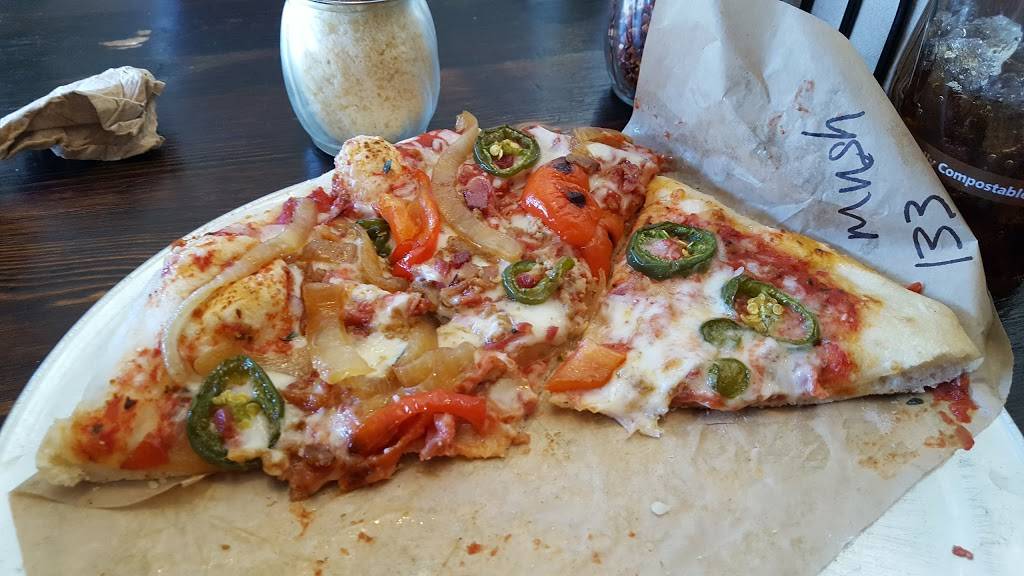 Bambinos Urban Pizzeria | restaurant | 36 E Bijou St, Colorado Springs, CO 80903, USA | 7196308121 OR +1 719-630-8121