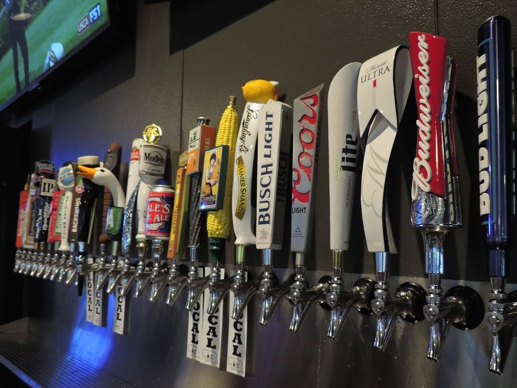 Big Red Restaurant & Sports Bar Lincoln East | restaurant | 8933 Andermatt Dr, Lincoln, NE 68526, USA | 4024050420 OR +1 402-405-0420