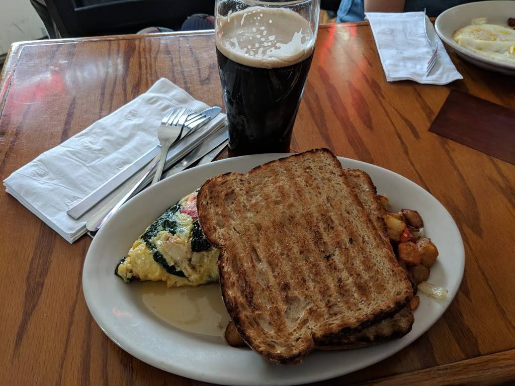 Samuels Bar & Grill | restaurant | 1160 Forest Ave, Portland, ME 04103, USA | 2077976924 OR +1 207-797-6924