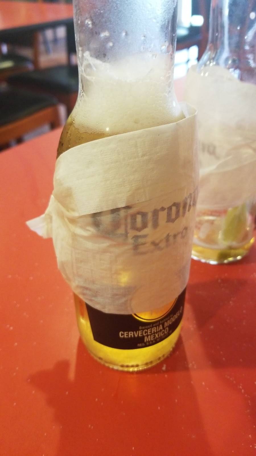 Las Vegas Restaurant & Bar | restaurant | 107 Shirley Ave, Revere, MA 02151, USA | 7812842430 OR +1 781-284-2430