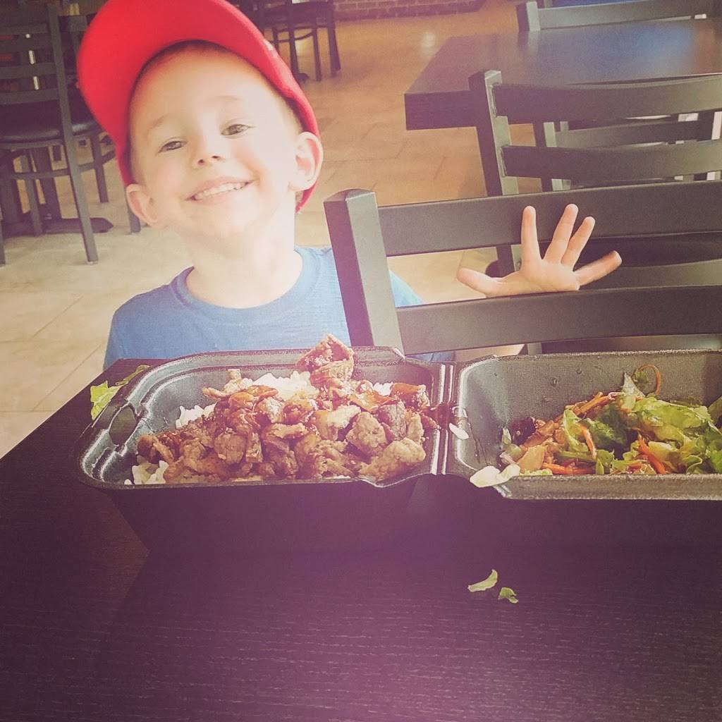 Yogis Grill | restaurant | 5104 N Dysart Rd #110, Litchfield Park, AZ 85340, USA | 6234143008 OR +1 623-414-3008