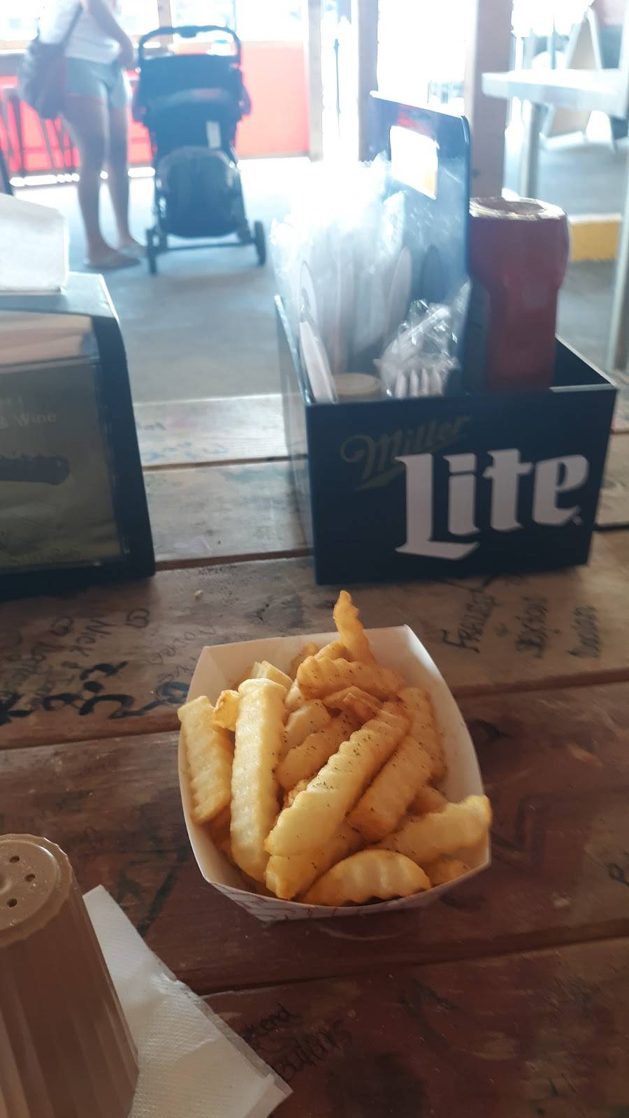 Marty Byrdes | restaurant | 1286 Bagnell Dam Blvd, Lake Ozark, MO 65049, USA | 5732402274 OR +1 573-240-2274