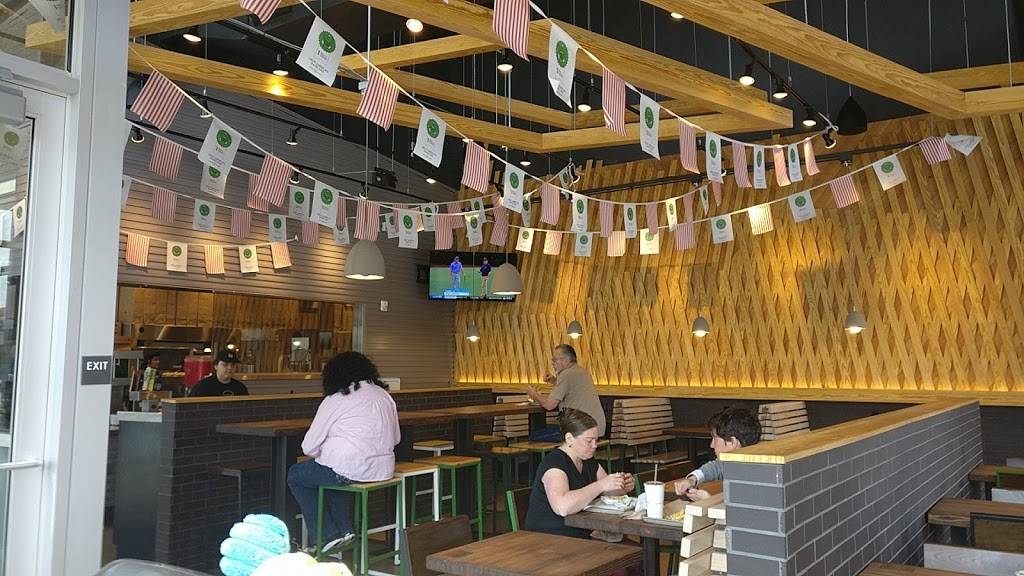 Shake Shack | restaurant | 2995 Larimer St, Denver, CO 80205, USA | 7205438609 OR +1 720-543-8609