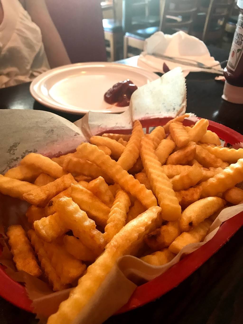 Marcos Pizzeria | restaurant | 1120 Pinellas Bayway S, Tierra Verde, FL 33715, USA | 7278642900 OR +1 727-864-2900