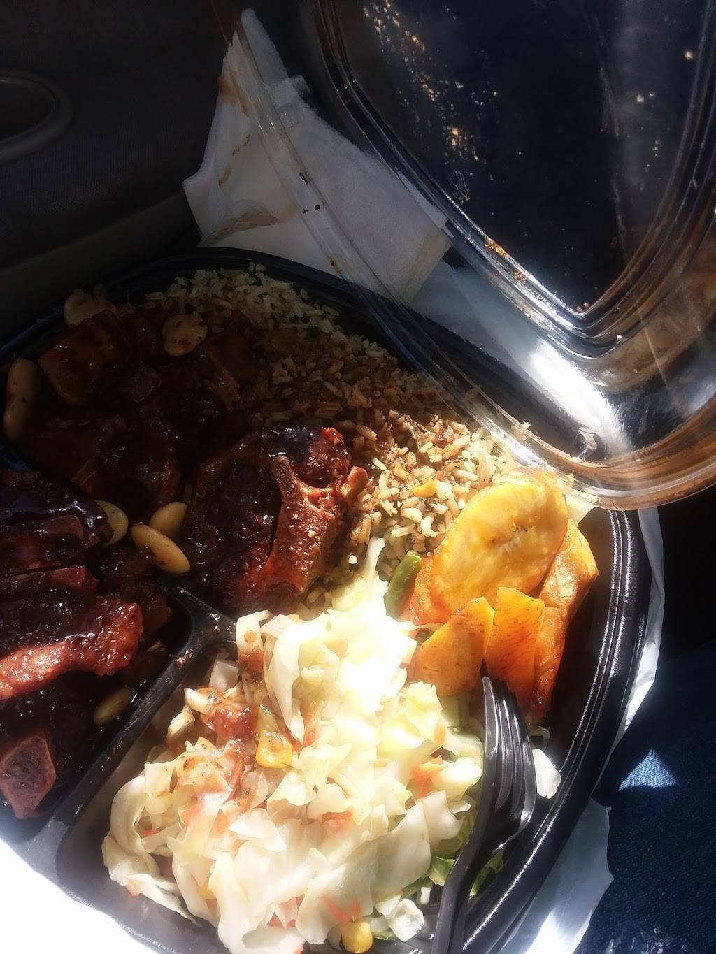 Golden Krust Caribbean Restaurant | bakery | 183-16 NW 7th Ave, Miami Gardens, FL 33169, USA | 3056559901 OR +1 305-655-9901