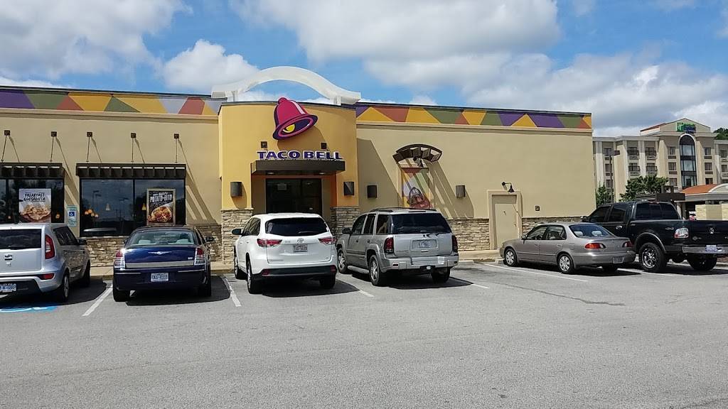 Taco Bell | meal takeaway | 1840 Tarboro St W, Wilson, NC 27893, USA | 2522378903 OR +1 252-237-8903