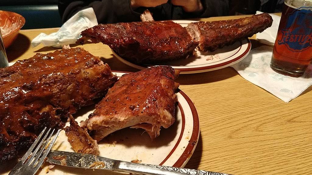 Branding Iron Roadhouse | restaurant | 132 S Main St, Lime Ridge, WI 53942, USA | 6089862807 OR +1 608-986-2807