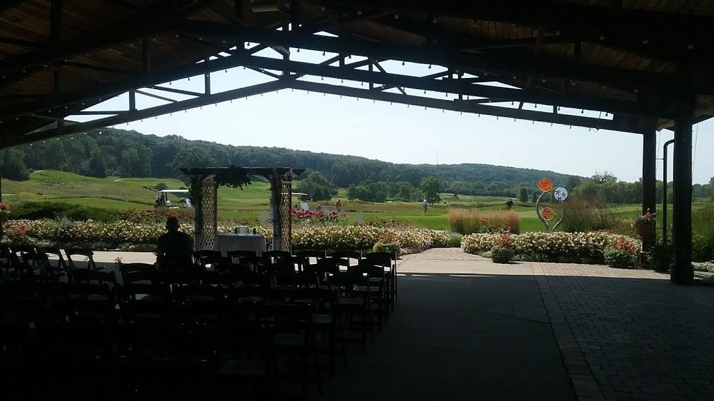 Hawk’s View Bar & Grille | restaurant | 7377 Krueger Rd, Lake Geneva, WI 53147, USA | 2623489900 OR +1 262-348-9900