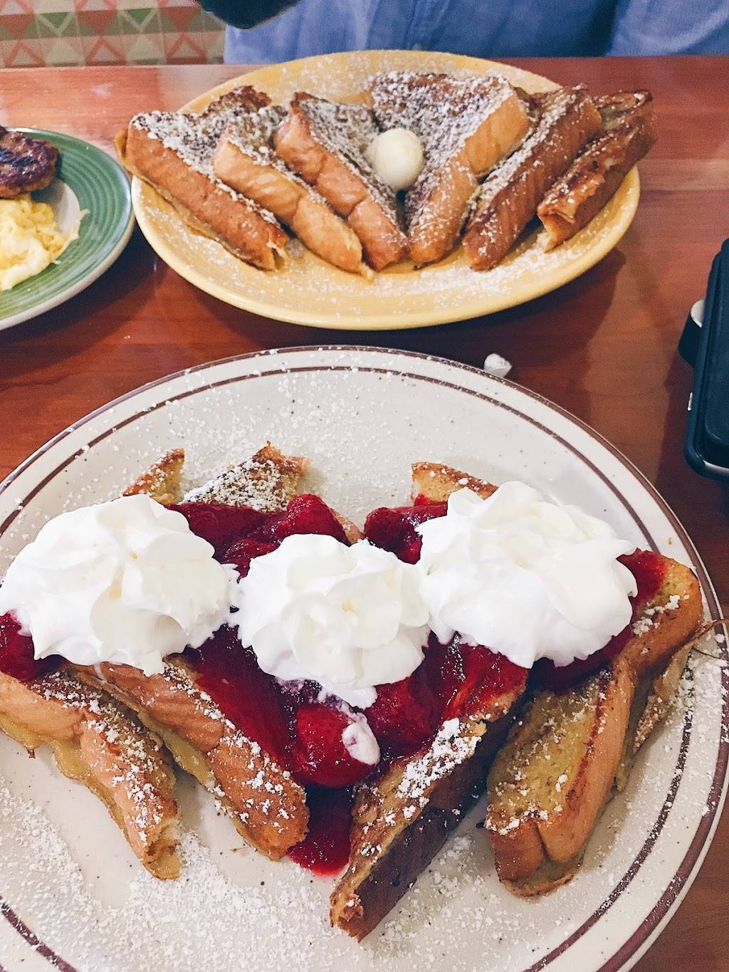 The Reyn Coffee Shop | cafe | 635 N Lake Ave, Pasadena, CA 91101, USA | 6264495768 OR +1 626-449-5768