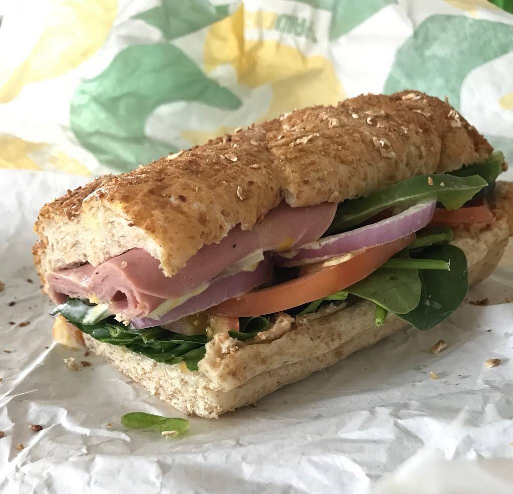 Subway | meal takeaway | 1282 N, US-89, Farmington, UT 84025, USA | 8014512430 OR +1 801-451-2430